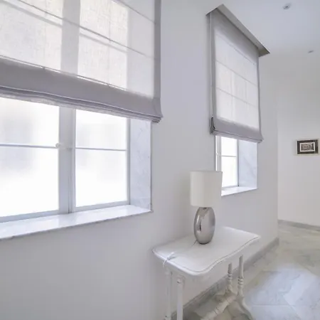 Ca2- By Vallettastay Il-Furjana